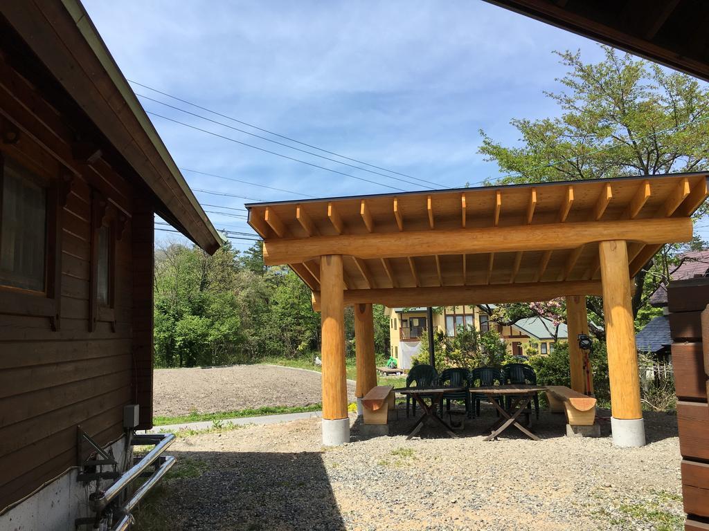 Log Cottage Tomato Hakuba Exterior photo